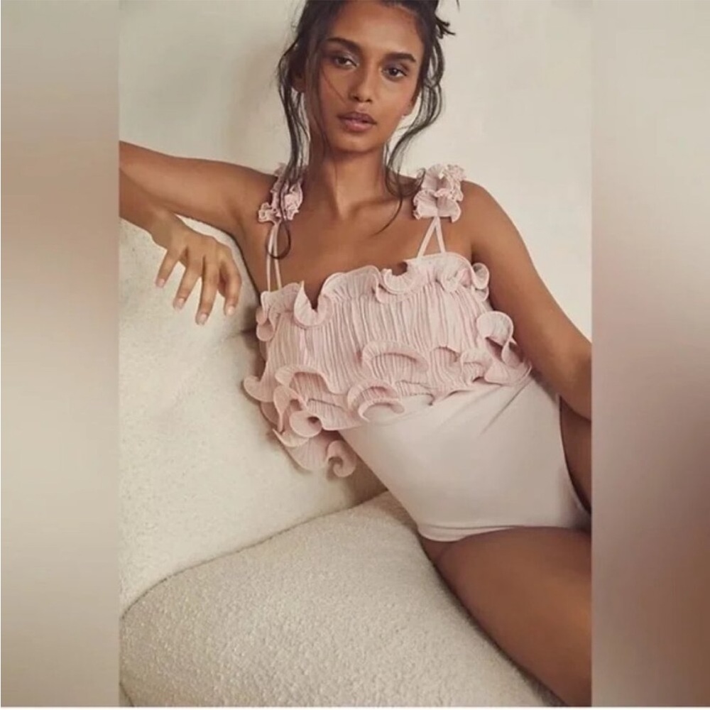 For The Frill Of It Bodysuit from FreePeople- Boho, girly super pretty - size XS